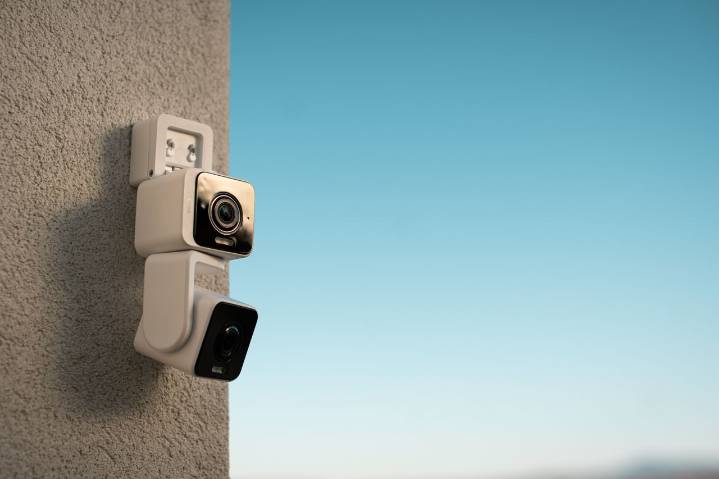 Forget blind spots — Wyze’s Duo Cam Pan system uses two cameras to see nearly everywhere