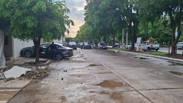 Atacan a balazos a automovilista en la colonia Las Quintas de Culiacán