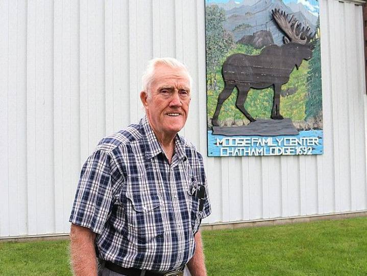Navistar employees reunion; tradition remains long after plant closed