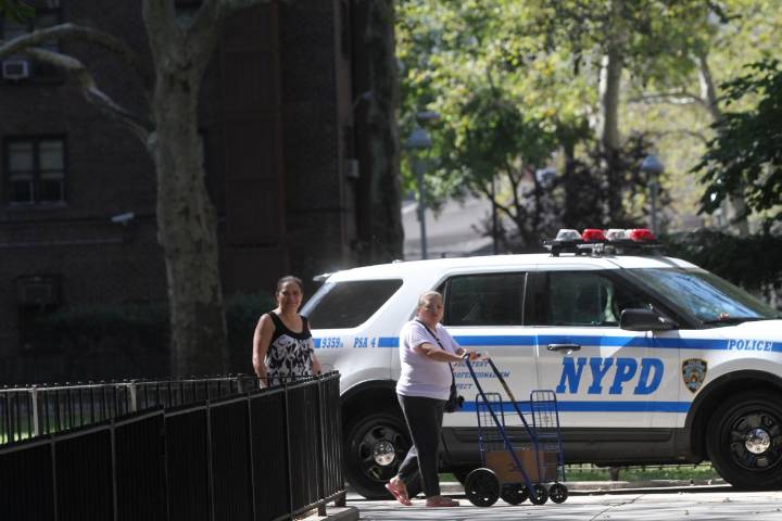 Un muerto y otro herido baleados en pocas horas en complejo NYCHA en Queens