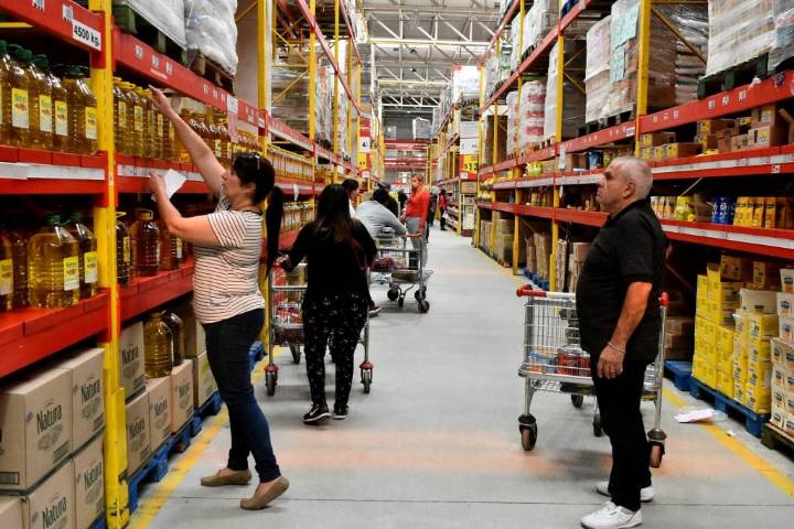La inflación de julio fue de 1,9% y acumula 17,3% en lo que va del año