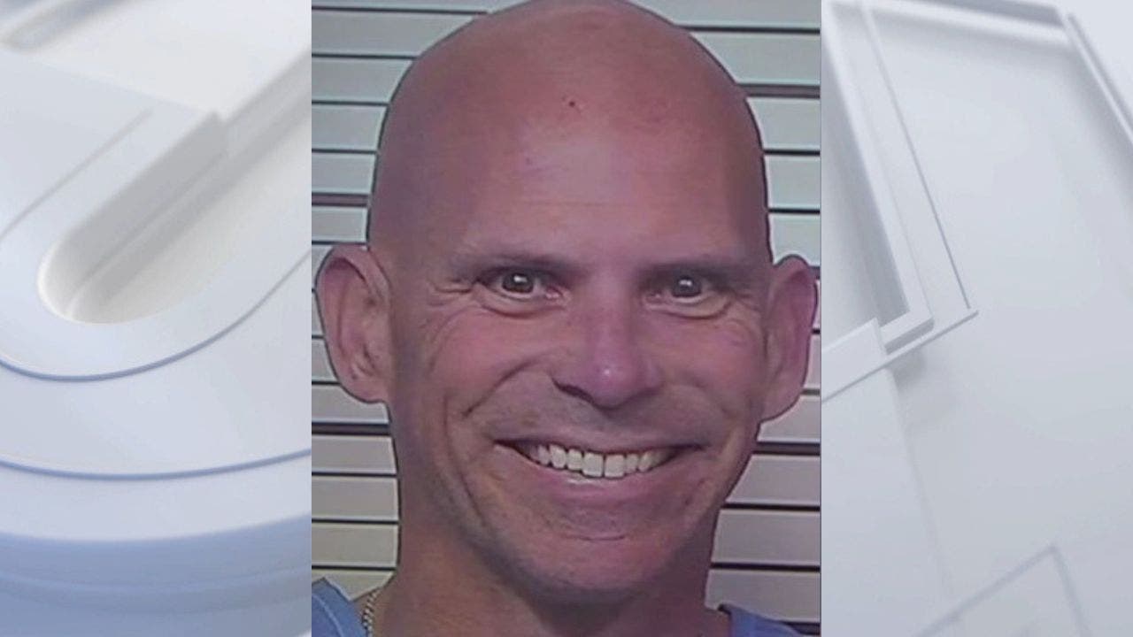 Menendez brothers: Lyle Menendez denied parole