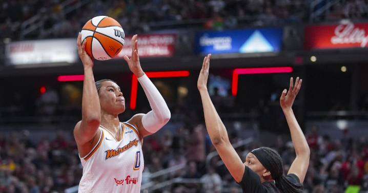 Thursday’s Phoenix Mercury-Indiana Fever game promises a big night out