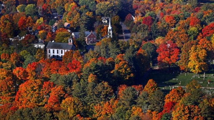 New England likely to see a warm autumn, meteorologists say
