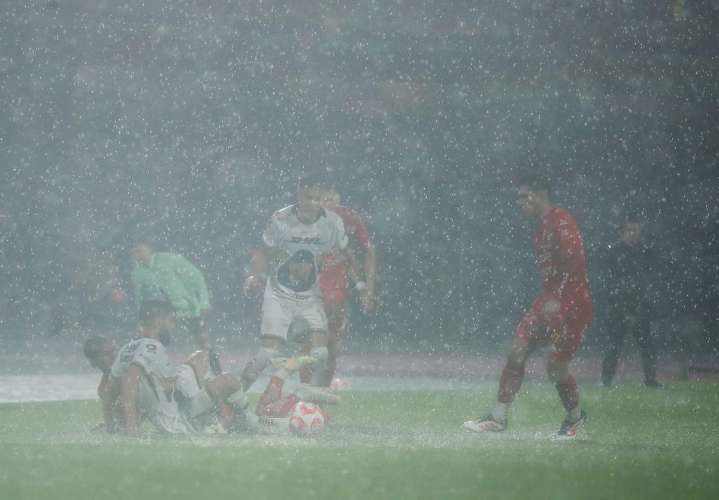 Necaxa arruina la fiesta de Keylor Navas: empata 1