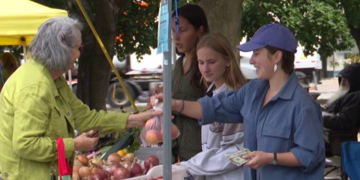 Group connects local food producers to consumers