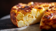 Sin fritura ni aceite: cómo hacer una tortilla de papa liviana y esponjosa al horno