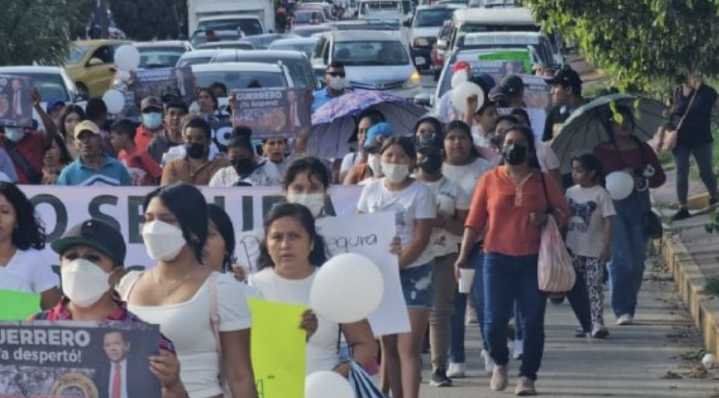 Marchan por liberación de Pedro Segura, empresario acusado de delincuencia organizada