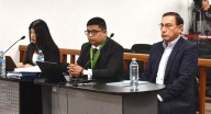 Juez Víctor Alcocer advierte a abogado de Vizcarra debido a retraso en audiencia