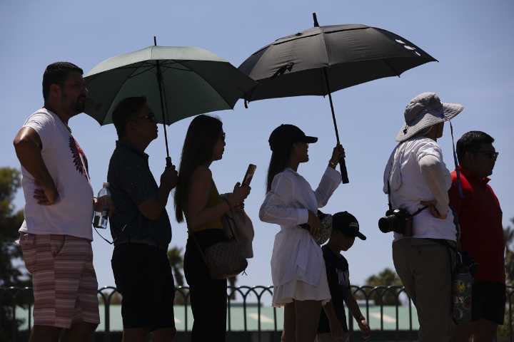 Clark County: 87 heat-related deaths reported in 2025