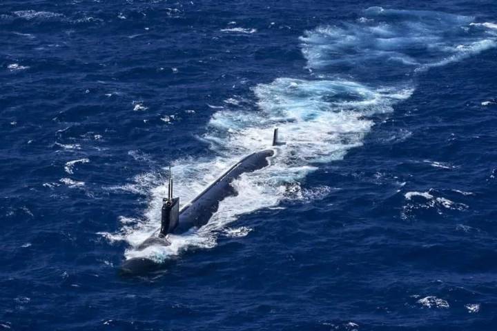 Patrullan 4 mil soldados de EU en un submarino por América Latina