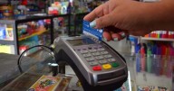 Las familias, cada vez más complicadas para pagar sus deudas: qué dice el informe del Banco Central