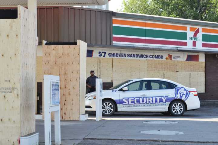 Police charge man in series of arsons, investigation continues at 15th Street West 7