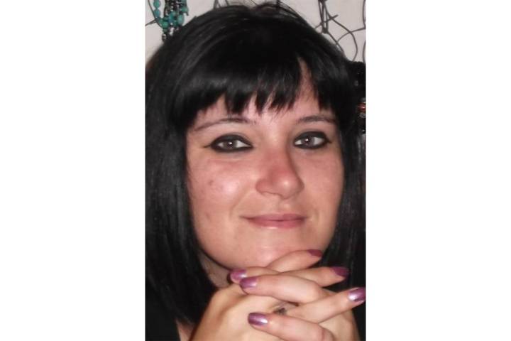 Woman Becomes Second Person to Die from Eating Sandwiches amid Botulism Outbreak