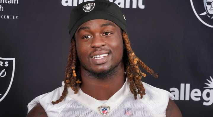 Everyone Is Saying The Same Thing About Raiders Rookie RB Ashton Jeanty After His Disastrous NFL Debut