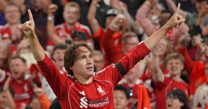 Liverpool debuta con victoria ante el Bournemouth e inicia con el pie derecho la defensa de la Premier League