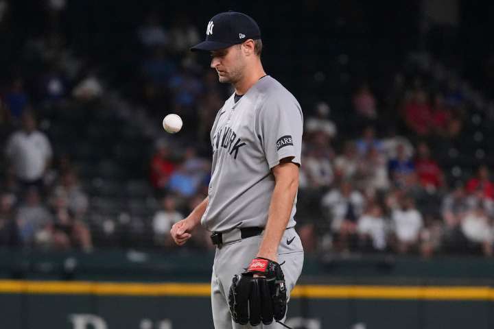 Yankees demote recently-acquired RP Jake Bird after brutal first impression