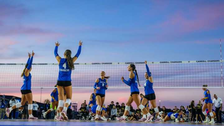 'This was such a cool day': Carroll volleyball hosts Homestead in outdoor match