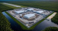 Otro exempleado denuncia abusos y negligencia en centro de detención de migrantes de Alligator Alcatraz