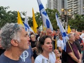 Hundreds of retired air force officers protest Israel's war in Gaza