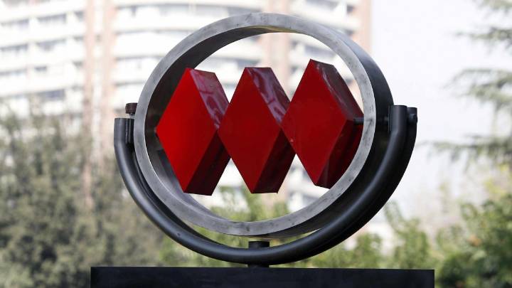 Metro cierra dos estaciones de Línea 1 este viernes: Revisa cuáles son