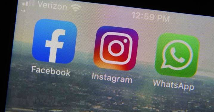 WhatsApp says it is adding tools to help users combat messaging scams