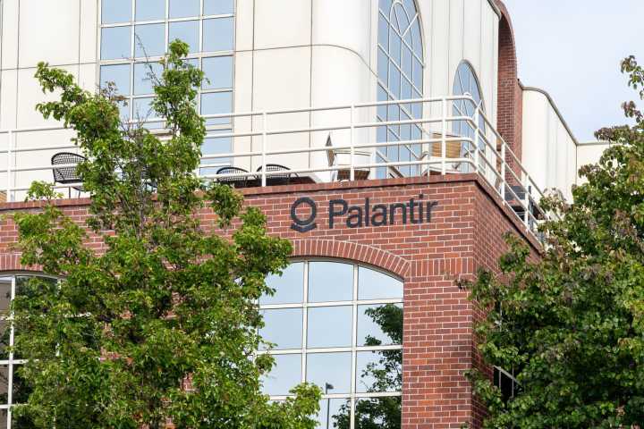 Why Holding Palantir Stock Makes Sense (NASDAQ:PLTR)