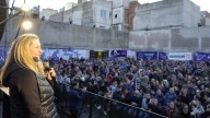 Karina Milei: "Daremos la batalla para que no nos roben más" Karina Milei habló en una jornada de capacitación de fiscales de La Libertad Avanza en La Matanza, que reunió a más de 8.000 personas.
