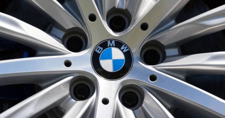 BMW drivers are only just realising what 'hidden symbol' in logo really means