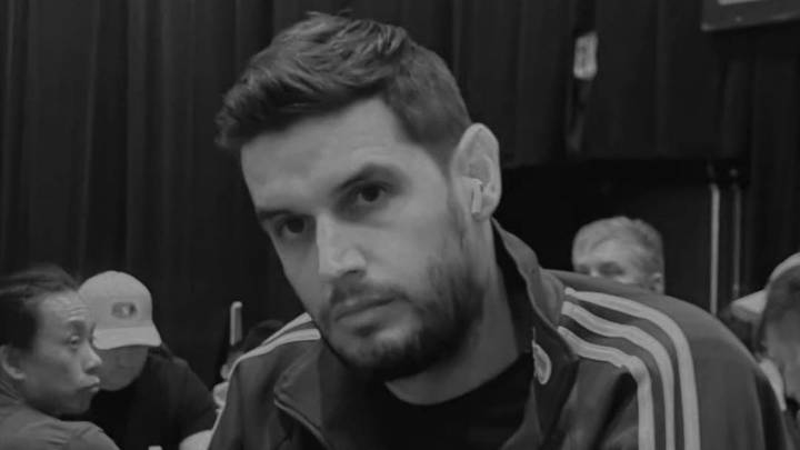 Adrián Marcelo es escoltado por la policía mientras se encontraba en la calle, ¿lo detuvieron? 