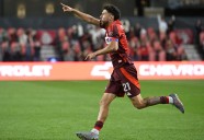 Deadspin | CF Montreal, Toronto FC each score a late goal to secure draw