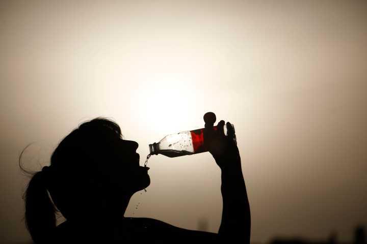 Canarias suma 51 muertes atribuidas al calor este verano, 15 este mes