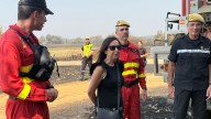 Robles no descarta enviar más militares a los incendios, pero solo como apoyo logístico