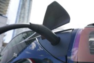 Ottawa funds $25M for companies to build EV chargers, buy natural gas-powered trucks – Winnipeg Free Press