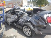 Joven queda lesionado tras chocar su Mustang contra un camión en Torreón