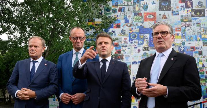 Reino Unido, Francia y Alemania dan plazo hasta fin de agosto para nuevas negociaciones con Irán