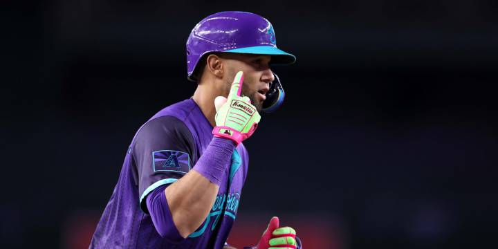 Diamondbacks collect big win over Reds