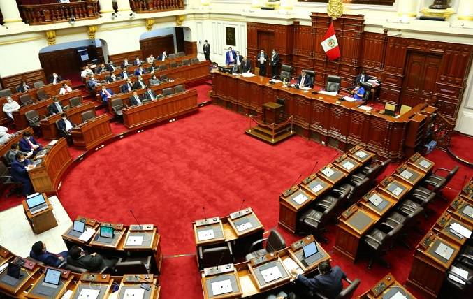 Congreso: presentan dos iniciativas que buscan derogar ley de amnistía para policías y militares