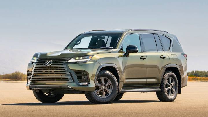 The 2025 Lexus LX 700h Ultra Luxury SUV