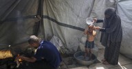 Heat and thirst drive families in Gaza to drink water that makes them sick