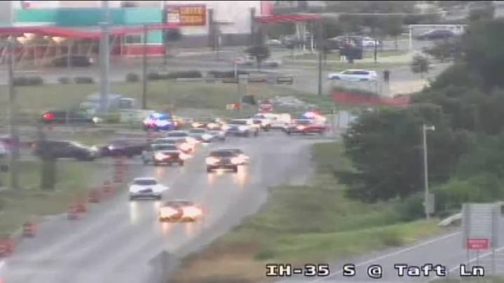 Slaughter Lane in Austin reopens to traffic after deadly crash