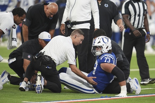 Blake Freeland, liniero ofensivo de Colts, se fractura pierna derecha en partido ante Packers.