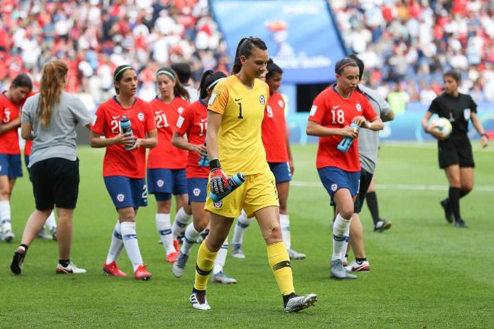 “Extraño la selección chilena... Las puertas están abiertas para volver, pero aún no decido nada”