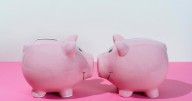 $100,000 CD vs. $100,000 high-yield savings account: Which earns more interest now?