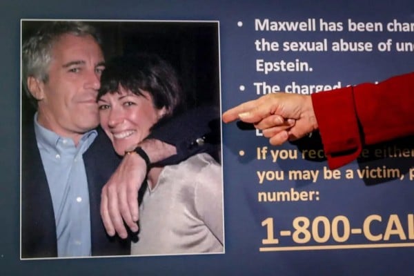 Juez niega solicitud para abrir las transcripciones del gran jurado de Epstein