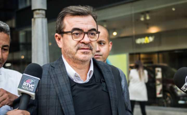 Pinilla y López siguen buscando principio de oportunidad