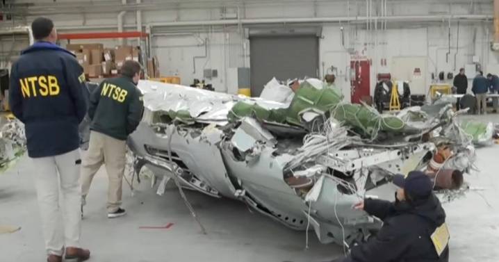 Near-daily warning signs about helicopters preceded D.C. midair collision, FAA data shows