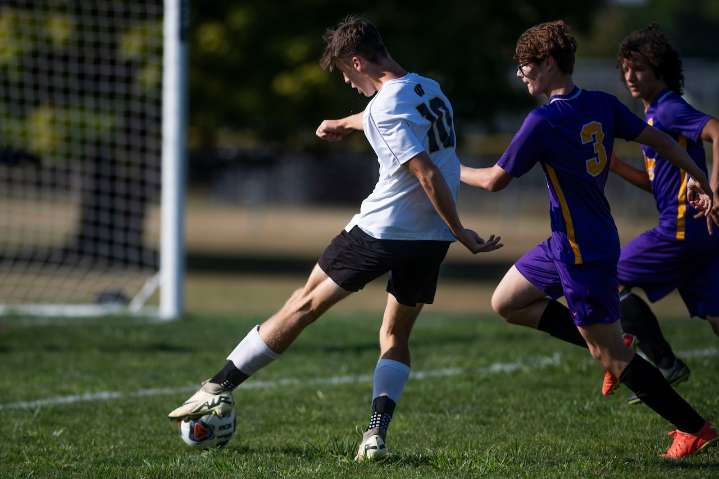 Bay County fall roundup: Five-goal scoring spree tips the scales