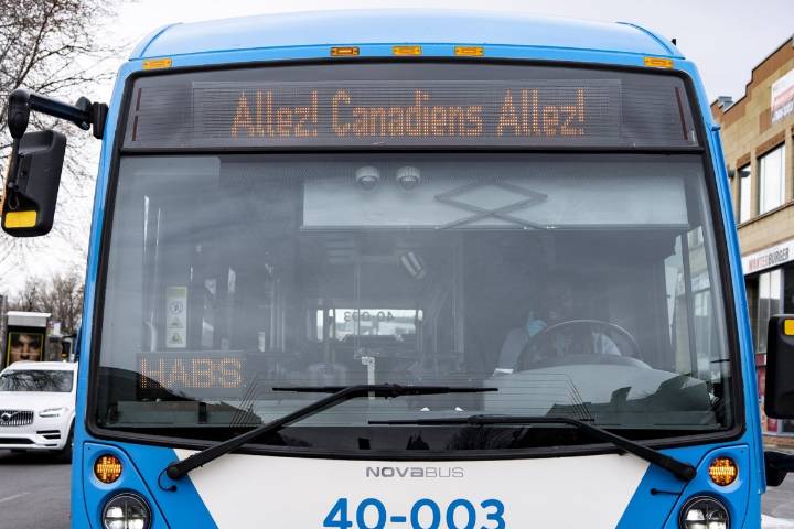 Montreal's transit agency says too expensive to display 'Go Habs Go!' before winter