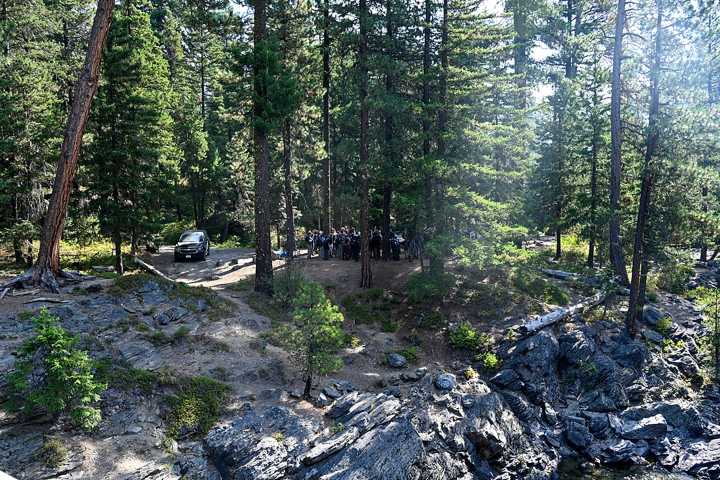 FBI concludes search at Travis Decker crime scene, recovers 'several items'